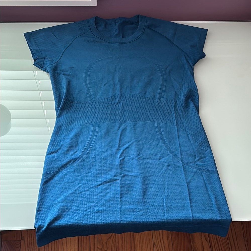Lululemon Swiftly Tech Short Sleeve Crew